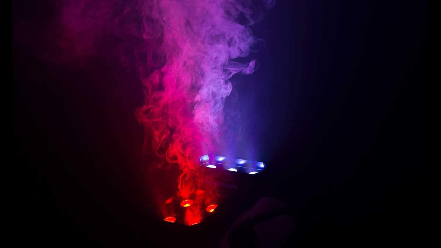 Chauvet Geyser P7 ，